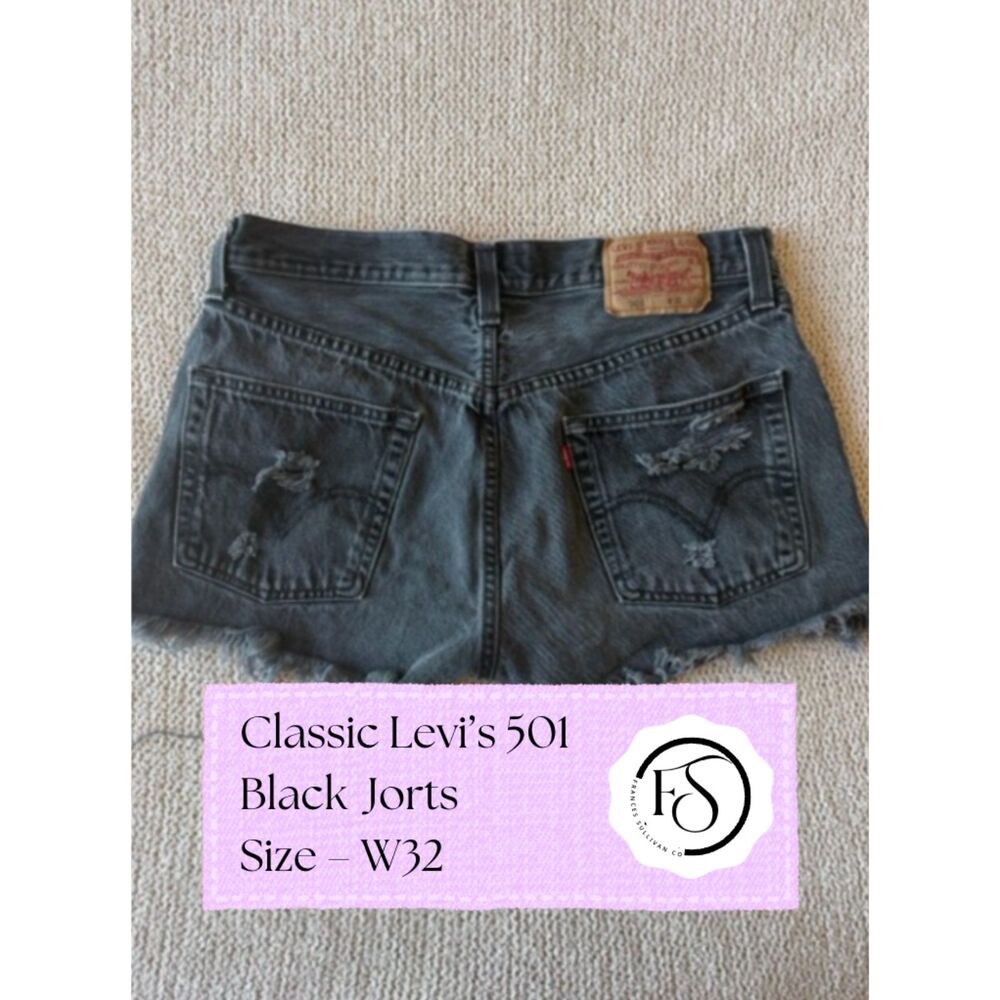 Vintage Classic Levi’s 501 Black Jorts W32
